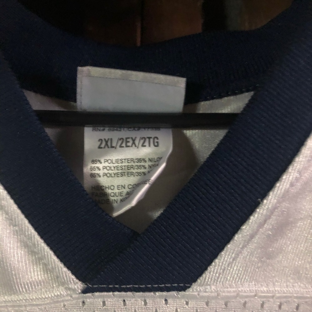NFL Rams jersey - Picture 3 of 4